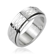 316L Stainless Steel Checkered Center Spinner Ring