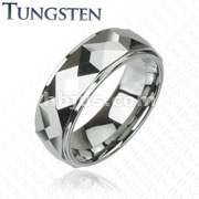 Tungsten Carbide Ring With Multi-Facelet Prism Design