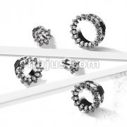 Circle of Skulls 316L Surgical Steel Screw Fit Flesh Tunnel